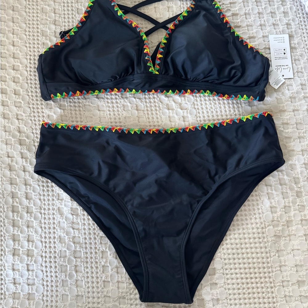 CUPSHE / Colorful Trim Black Bikini Set - SIZE L